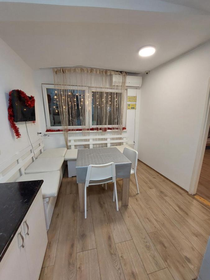 Hostel Inn Downtown 베오그라드 외부 사진