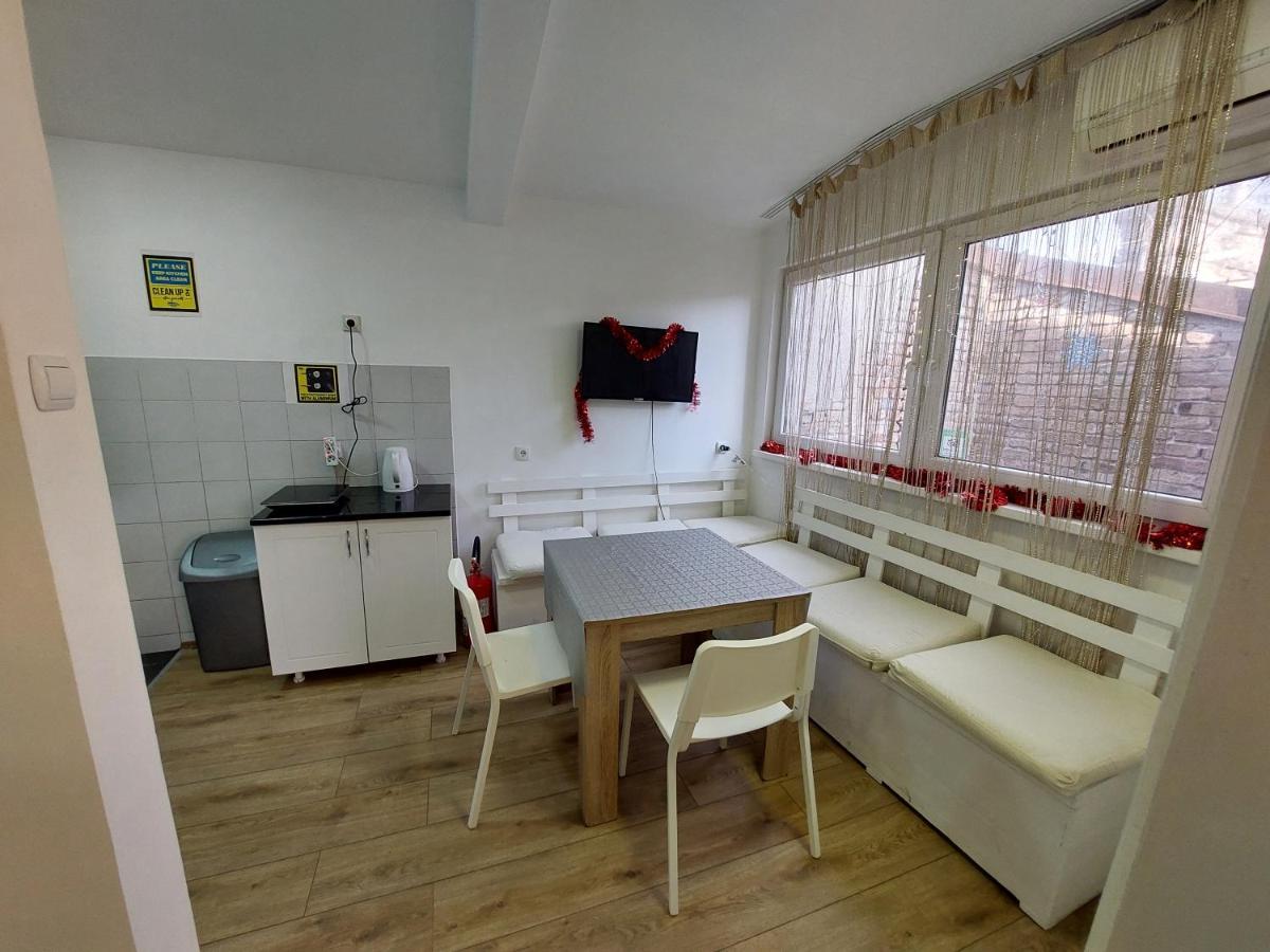 Hostel Inn Downtown 베오그라드 외부 사진