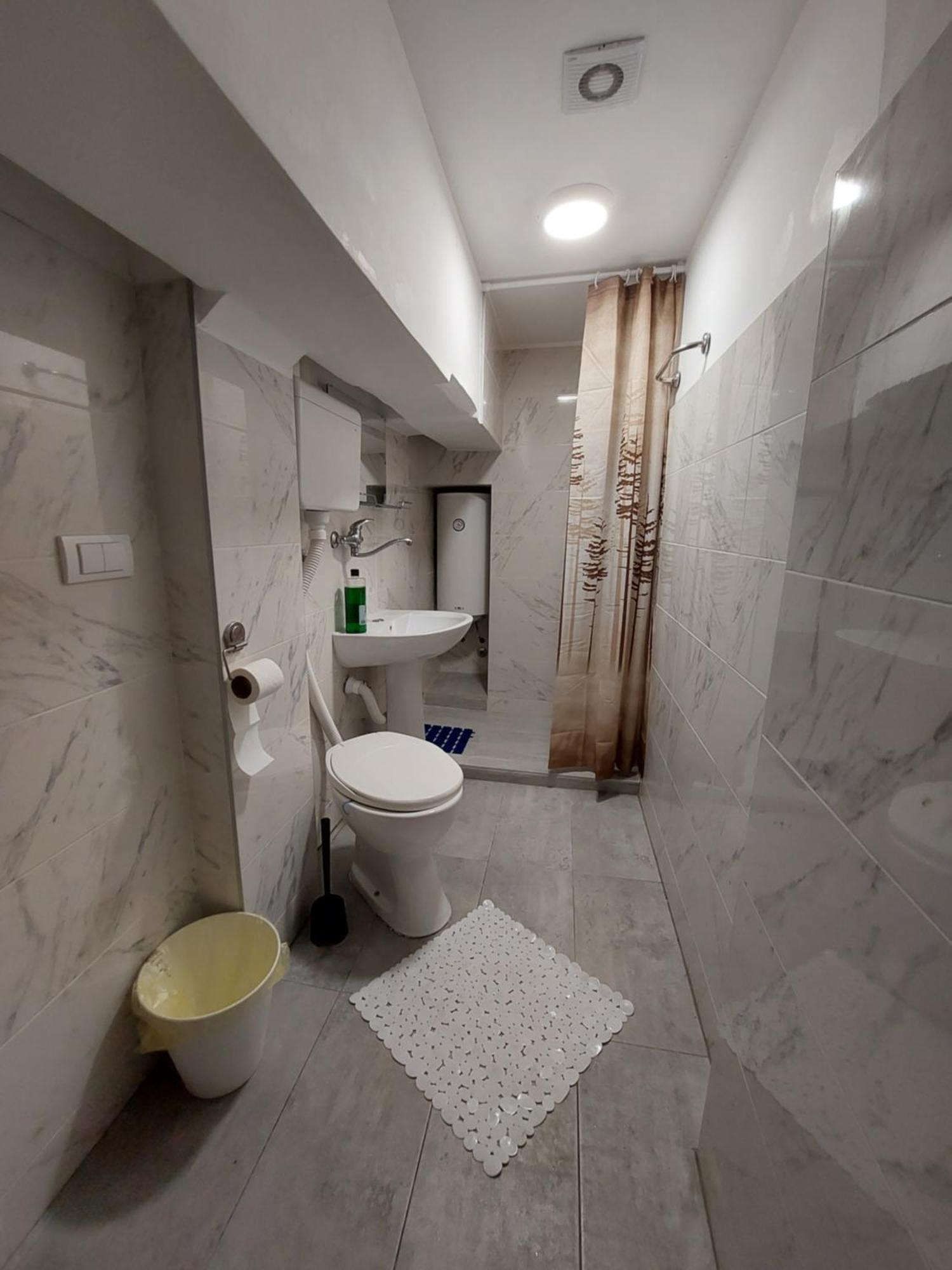Hostel Inn Downtown 베오그라드 외부 사진