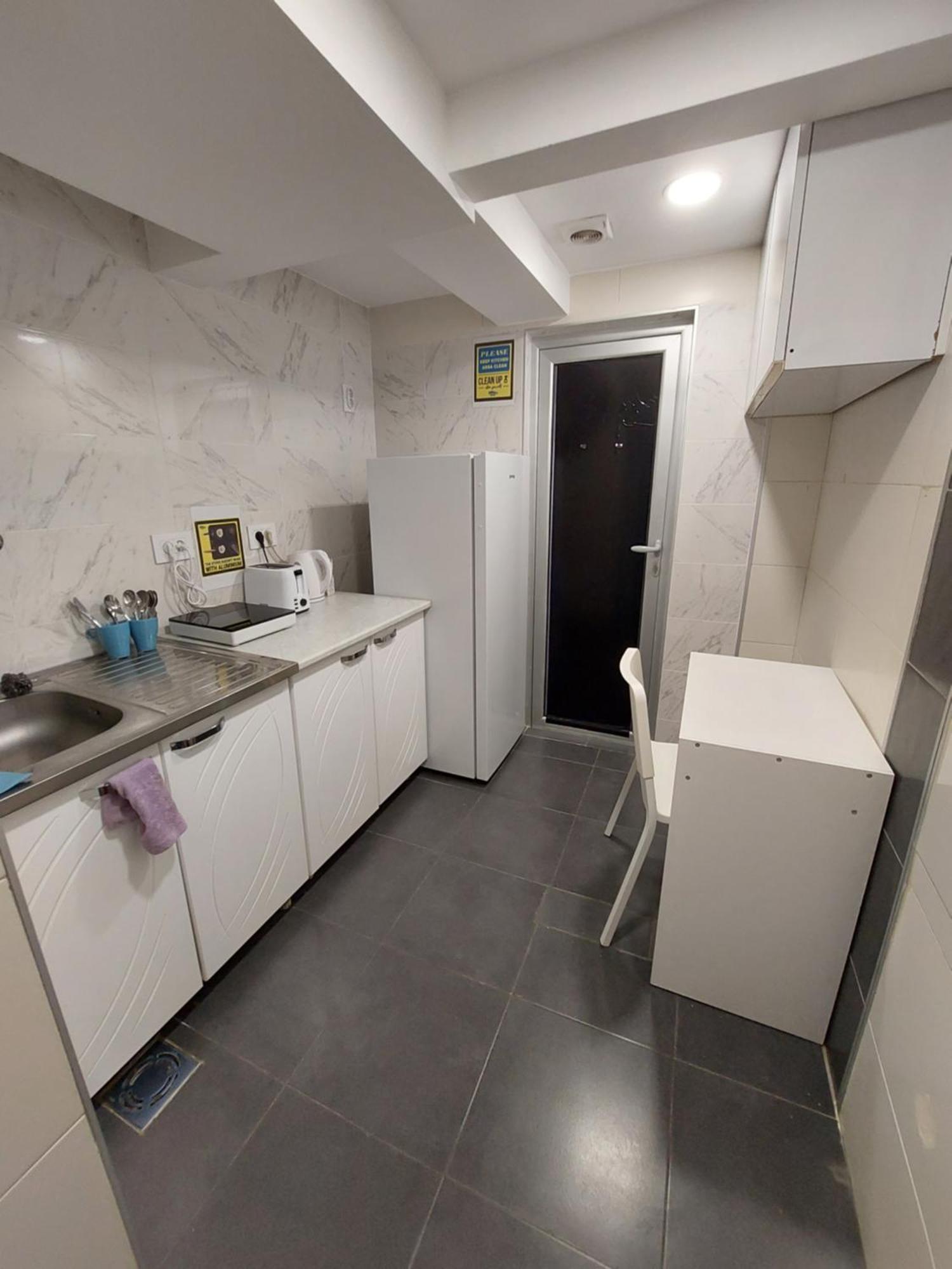 Hostel Inn Downtown 베오그라드 외부 사진
